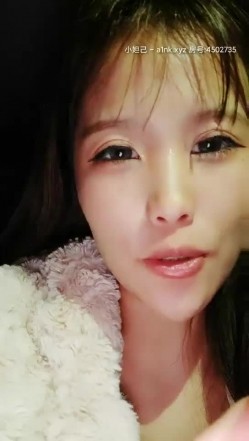 瑶瑶kiyomi骚气苗条妹子深夜野外车震啪啪，特写口交舔弄后入屁股上下套弄呻吟 截图16