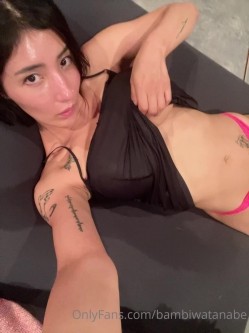 天然巨乳女神，号称第一美臀【渡辺万美】视图福利，一对车大灯又软又弹 截图8