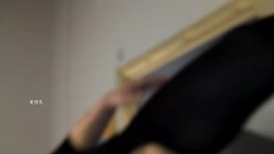 去极品黑丝人妻家中偷情，骚货骑脸让舌头来操逼，招式繁多表情淫荡 截图1