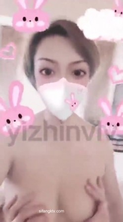 【极品骚货性爱流出】推特女神『大婊姐』深情解说每一个淫乱不堪的故事:当着老公面被他朋友无套插入的三人大战 截图9