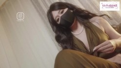 【媚眼如丝】桥本香菜 - 继母的调教丝足踩屌寸止控精 快感被憋到了极点才能狠狠抽插美穴 白浆泛滥好滑中出满满一炮精液 截图2