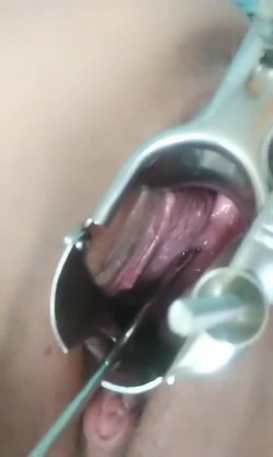 《稀缺资源 震撼狠货》推特字母圈网红SM界天花板重度性虐大师【I_m_ur】各种极限调教私拍~扩张 异物 虐阴虐尿道花样繁多 截图7