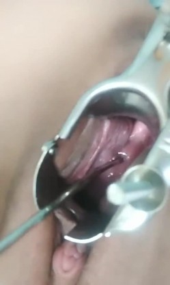 《稀缺资源 震撼狠货》推特字母圈网红SM界天花板重度性虐大师【I_m_ur】各种极限调教私拍~扩张 异物 虐阴虐尿道花样繁多 截图9