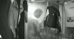 房东出租屋浴室偷装设备偷拍 合租年轻情侣洗鸳鸯浴互相搓澡给对方擦拭 截图10