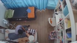 黑客破解美容院摄像头偷拍 ️金钱加持下 老板娘彻底沦陷被油腻大叔任意玩弄老板娘是真骚 偶尔熟睡还自慰 截图1