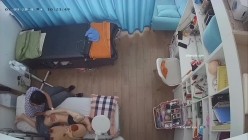 黑客破解美容院摄像头偷拍 ️金钱加持下 老板娘彻底沦陷被油腻大叔任意玩弄老板娘是真骚 偶尔熟睡还自慰 截图3