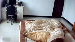 摄像头偷拍小伙大白天的和美少妇打炮 截图1