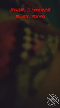 【披风少年爱老妈】迷奸+强奸？安眠药+酒后续，一镜到底，中途老妈惊醒迷奸变强奸 截图12
