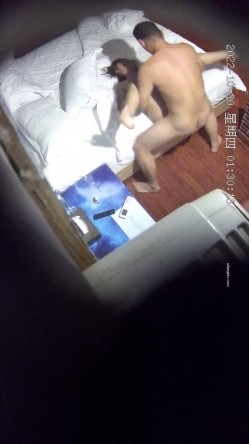 ️Hotel监控偷拍 ️全网首发房型 ️十月极速首发 ️小情侣午夜开房激情做爱 骑乘猛摇真疯狂 截图11