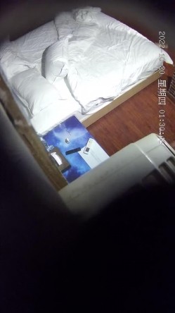 ️Hotel监控偷拍 ️全网首发房型 ️十月极速首发 ️小情侣午夜开房激情做爱 骑乘猛摇真疯狂 截图16