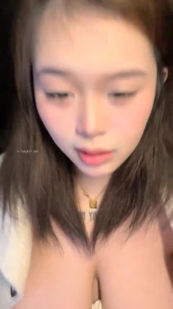 兄弟们！全网最大奶子来了~【甜甜甜甜圈】奶控专属~！这是我见过最大的奶子了~！挺漂亮的 截图2