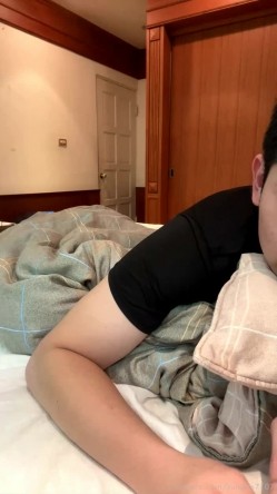 泡良大神性爱救火队「Xinyimark 」OF日常约炮露脸私拍 众多良家学生模特网红拜倒在炮王牛仔裤下 截图1