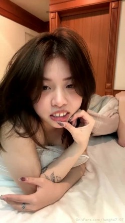 泡良大神性爱救火队「Xinyimark 」OF日常约炮露脸私拍 众多良家学生模特网红拜倒在炮王牛仔裤下 截图9