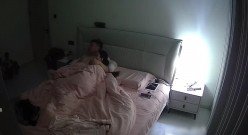 ️破解家庭台摄像头偷拍郎才女貌夫妻老公发工资必须满足他性生活 截图7