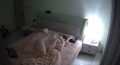 ️破解家庭台摄像头偷拍郎才女貌夫妻老公发工资必须满足他性生活 截图16