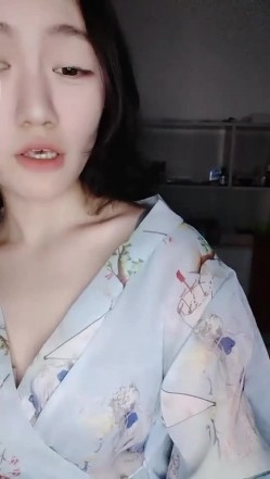 新人良家学生妹，【鱼妹啊】，约炮车震遇阳痿男，第一次太激动，浪费了感情，完美露脸 截图3