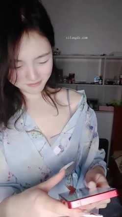 新人良家学生妹，【鱼妹啊】，约炮车震遇阳痿男，第一次太激动，浪费了感情，完美露脸 截图4