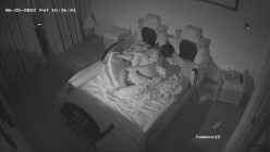 《居家摄像头破解》偷窥E奶少妇的居家日常 ️这奶子可真不是盖的 截图15