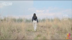 【西野加奈】《魅魔榨精》荒野深喉吞屌 连体情趣极致魅惑骑乘内射 截图1