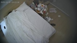酒店偷拍 连续两天入住情侣气质甜美又身材不错的美女喜欢上位榨取男友精液 截图8