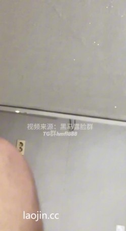 【金融圈女白领】，性奴母狗，有受虐倾向，掐着脖子满脸红晕，完美露脸 截图16