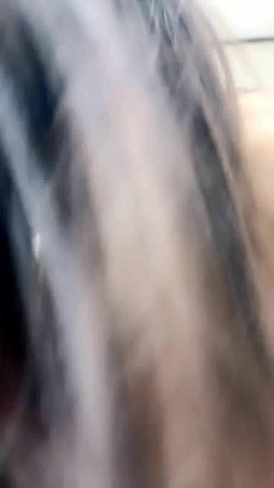 矜持的小姨子，肤白貌美极品骚奶子跟小哥激情啪啪大秀直播，口交大鸡巴舔逼揉奶特写展示，各种体位爆草蹂躏 截图15