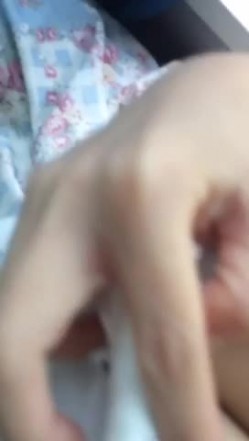 清纯可爱甜妹『夏小寒』福利合集 ️清纯的身体 淫荡的灵魂 公交车露出各种反差行为 清纯白月光竟然这么骚 截图10