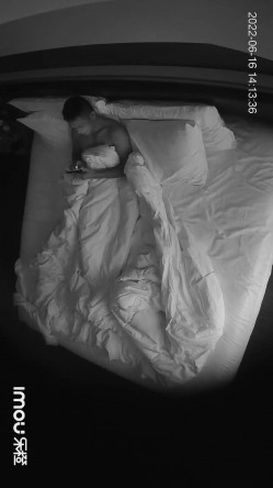 新流出乐橙 安防数对年轻男女开房写实-大学生试着破处 截图14