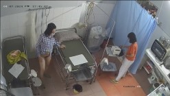 黑客破解医院妇产科监控摄像头 完美正面角度高清偷拍几个孕妇 最美年轻孕妇 阴蒂清晰可见 截图1