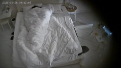 酒店偷拍美女外出参加活动回来换上黑丝配合干部大叔炮友啪啪后续 截图4