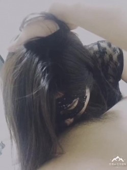 东北哈尔滨牛逼约炮大神joker高价付费翻车群内部福利视频整理集 模特外围好多反差婊 截图15