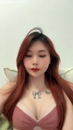 ️顶级绿播尤物【南柯】全裸骚舞~掰穴揉逼自慰 截图3