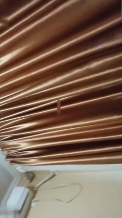 小情侣在家日常爱爱 漂亮美眉很害羞 骚逼抠的啪啪响 淫水超多 上位骑乘全自动 截图13