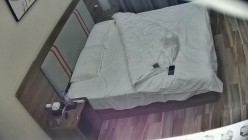 新流出酒店偷拍大学生情侣开房学妹从反抗被动操3天变成床上母狗 截图1