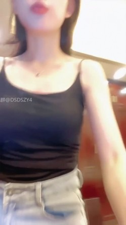 神似章若楠高颜值【兜兜】下海找男主捞金 截图1