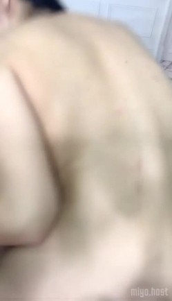巨乳H奶清纯漂亮小姐姐豹纹三角内内,奶子大的一只手根本抓不完 截图8