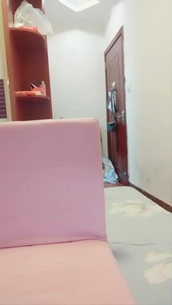 爽妹子露脸黑丝情趣激情大开，三个洞都可以玩道具，逼逼水很多都被玩的逼洞大开，炮击抽插都把自己干疼了高潮不断 截图16