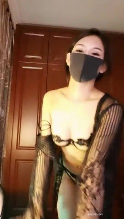 妙曼的舞姿『身材好到爆』的最完美身材之一女神幽幽，笔挺的大奶子前凸后翘的，透明的蕾丝内衣超大尺度裸舞表演让人肾上腺素飙升 截图14