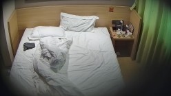 民宿酒店 卷毛哥带女朋友过暑假 女生很漂亮 皮肤身材全一流 特别是胸和屁股 圆润 截图10