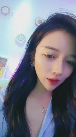 【高端奢华 ️顶级空姐】超美商务模特『小一一』极品女神重磅回归 又骚又御《此女只应天上有 人间谁配操一回》 截图13