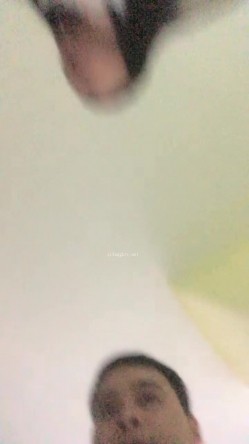 最新的情侣交换，【双飞男女】，两个小少妇的难忘一夜，酒店开房，互换伴侣，轮流换着玩，淫乱场景看了秒硬 截图10