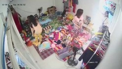 10月最新流出【破解摄像头】 ️监控下的女生宿舍日常洗澡换衣服 截图3
