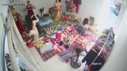 10月最新流出【破解摄像头】 ️监控下的女生宿舍日常洗澡换衣服 截图14