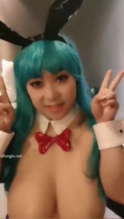 【极品反差婊子】牛语文老师各种调教喝尿，被我后入猛操边跟老公电话用重庆话聊天，啊啊啊我肚子不舒服不说了阿！ 截图9