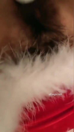 【极品反差婊子】牛语文老师各种调教喝尿，被我后入猛操边跟老公电话用重庆话聊天，啊啊啊我肚子不舒服不说了阿！ 截图12