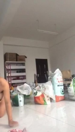 【稀缺泄密】孕之美爆乳孕妇可以随便内射，极品稀缺玩操饥渴性欲高潮孕妇，母性光辉混着淫荡 截图9