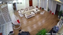黑客破解网络摄像头监控偷拍 豪宅里贵妇练习瑜伽过程中就被操了 截图2