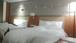 探花朗李寻欢_让管理代班首次直播大长腿骚货御姐 截图1