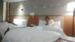 探花朗李寻欢_让管理代班首次直播大长腿骚货御姐 截图3