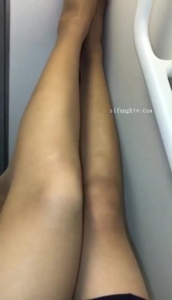 【真实空姐】各大航空美丽空姐不欲人知的真实反差 截图2